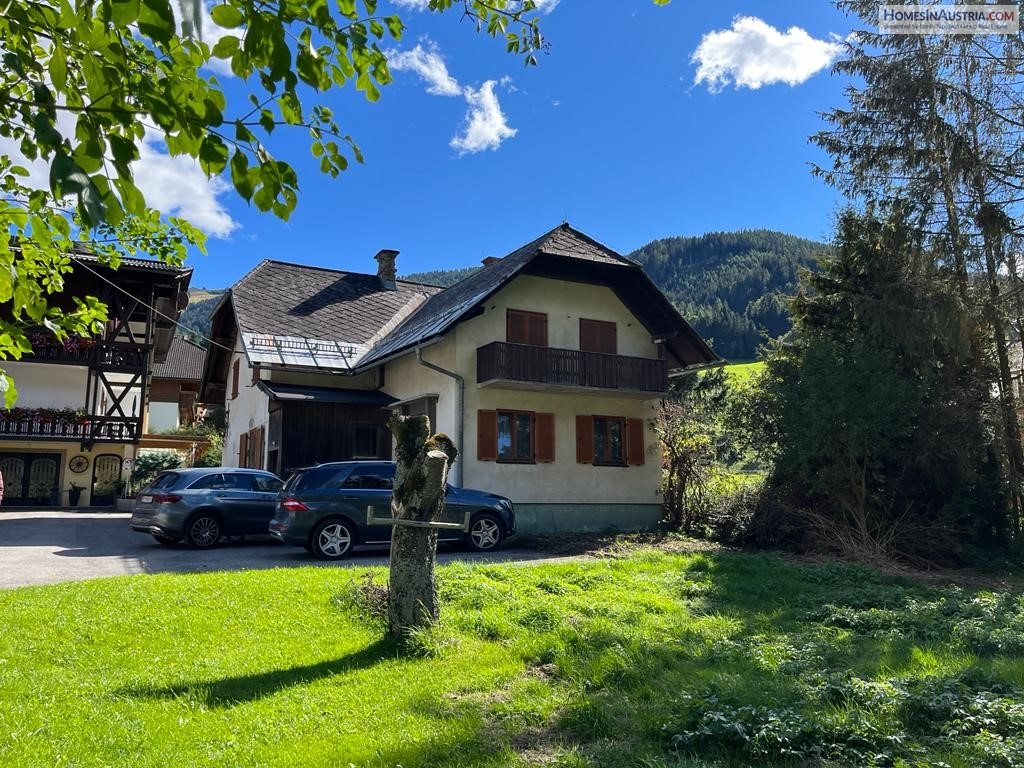 Bad Kleinkirchheim, House in need of repair but in Top Location near the Gondola and Thermal Bath